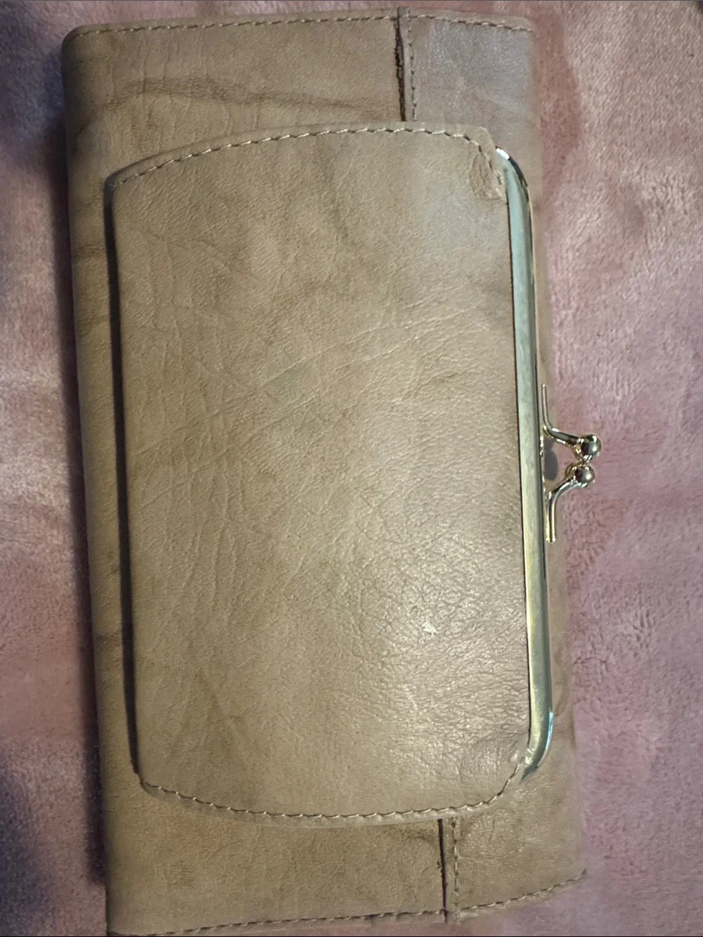 Buxton Tan Leather Key & Card Holder